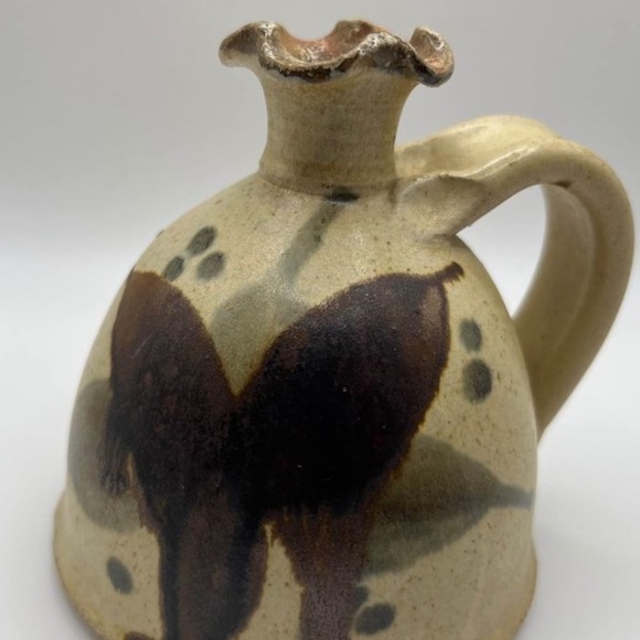 𝅺HANDTHROWN Art Pottery Vase Hand Painted Applied Handle Artist Signed 5” Boho - Picture 4 of 7